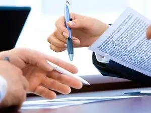 Voorbeeld contracten, arbeidsovereenkomsten, overeenkomsten voor bedrijven, leningovereenkomsten, huurovereenkomsten en voorbeelden van een algemene volmacht